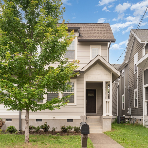 1719 14th Ave S Unit A Nashville TN 37212 — Near Belmont University 12 South